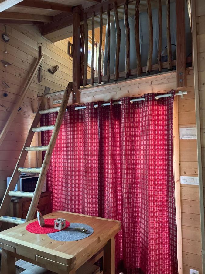 La Cabane A L'Oree Des Bornes Évires Buitenkant foto